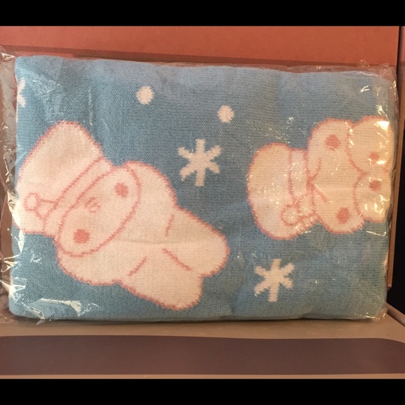 Scarf w/ Hello Kitty, Little Twin Stars, Keroppi.. - Picture 1 of 3